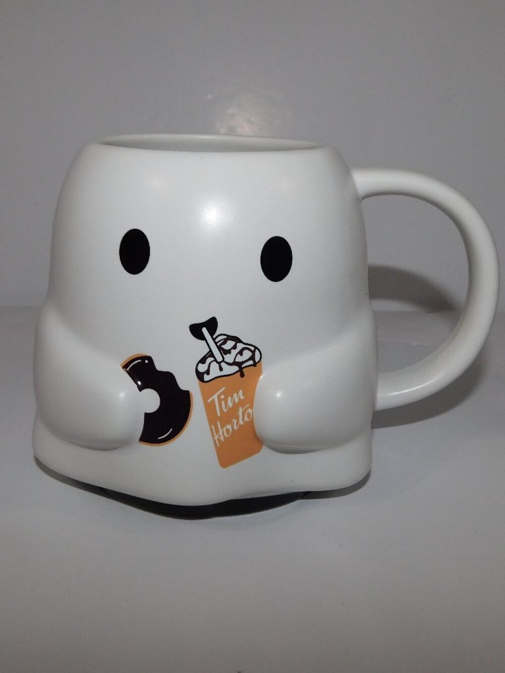 Tim Hortons Ghost Mug Halloween 2024 White Bats Ceramic colour changing UNUSED